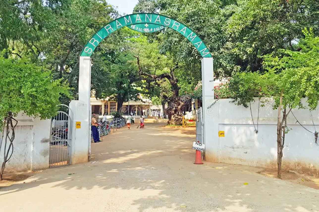 touristplace_ramanaashramam